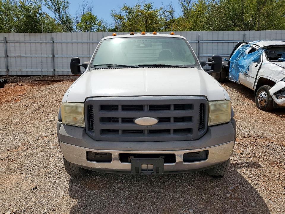 2005 Ford F450 მანქანა იყიდება აუქციონზე, vin: 1FDXW47P55EB40610, აუქციონის ნომერი: 65014046