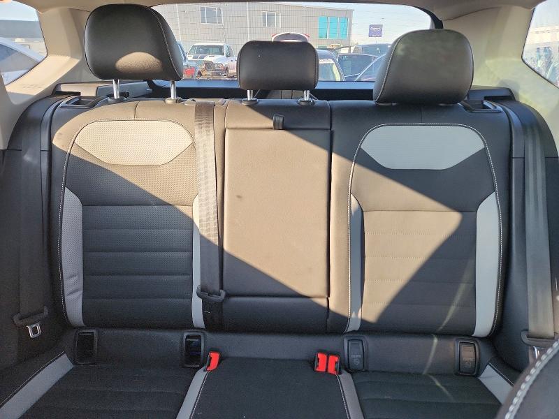 64082836 :رقم المزاد ، 3VV4X7B27RM011576 vin ، 2024 Volkswagen Taos مزاد بيع