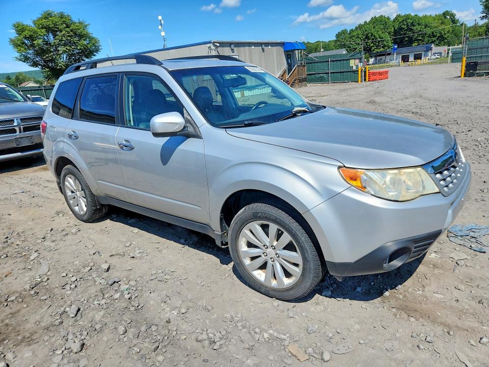2011 Subaru Forester მანქანა იყიდება აუქციონზე, vin: JF2SHAEC3BH751769, აუქციონის ნომერი: 65387546
