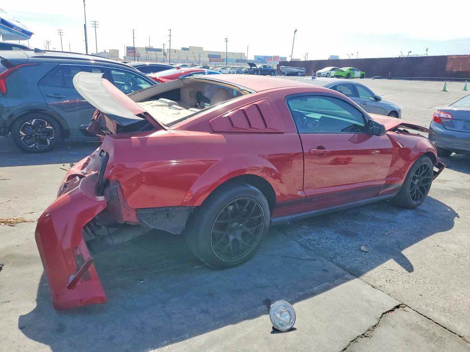 65051796 :رقم المزاد ، 1ZVHT80N885196544 vin ، 2008 Ford Mustang مزاد بيع