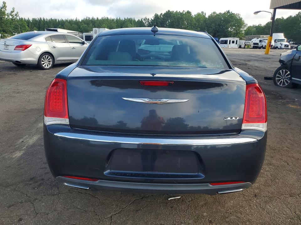 2015 Chrysler 300 მანქანა იყიდება აუქციონზე, vin: 2C3CCAAG8FH893713, აუქციონის ნომერი: 64138706