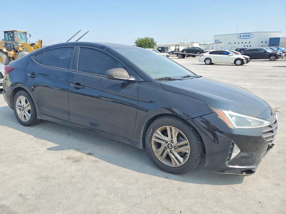 63504066 :رقم المزاد ، 5NPD84LF9LH513403 vin ، 2020 Hyundai Elantra مزاد بيع
