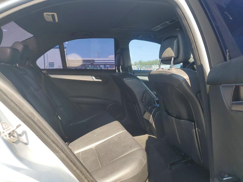 Продаж на аукціоні авто 2013 Mercedes-benz C, vin: WDDGF4HB6DR273431, номер лоту: 64643746