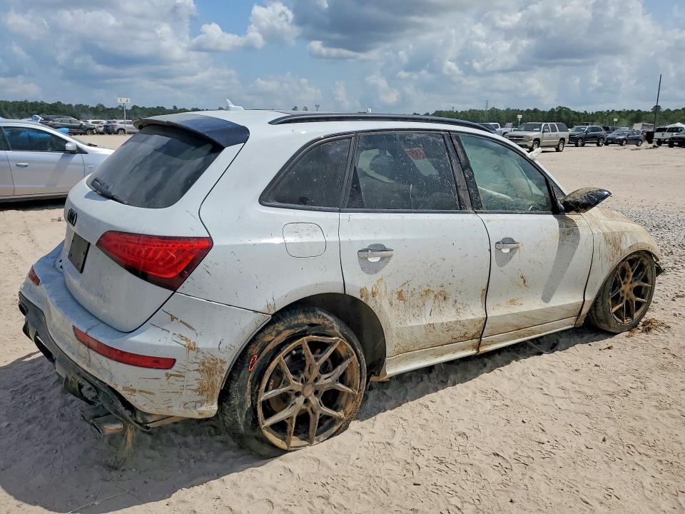 63446756 :رقم المزاد ، WA1CCAFP9HA045131 vin ، 2017 Audi Sq5 مزاد بيع