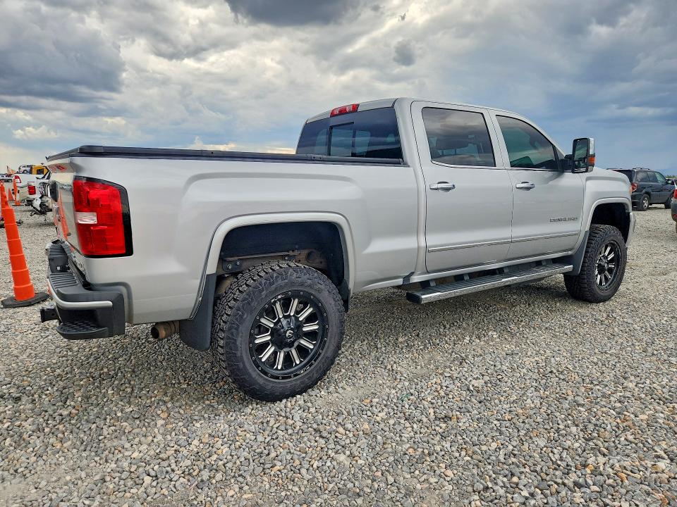 64395806 :رقم المزاد ، 1GT12SEYXKF223011 vin ، 2019 Gmc Sierra مزاد بيع