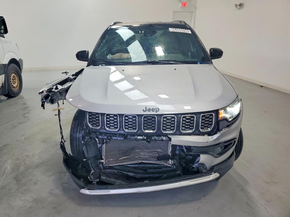 66366856 :رقم المزاد ، 3C4NJDCN3ST581419 vin ، 2025 Jeep Compass مزاد بيع