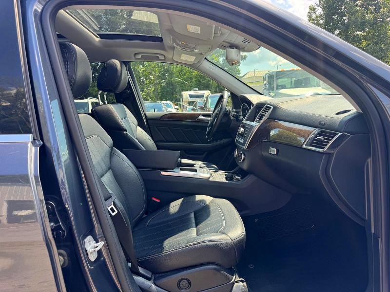 65334786 :رقم المزاد ، 4JGDF6EE9FA499368 vin ، 2015 Mercedes-benz Gl مزاد بيع
