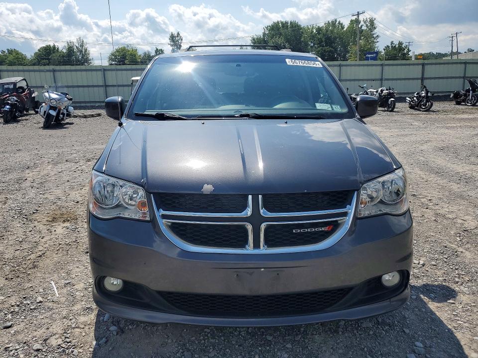 66766856 :رقم المزاد ، 2C4RDGCG1HR842585 vin ، 2017 Dodge Grand Caravan مزاد بيع