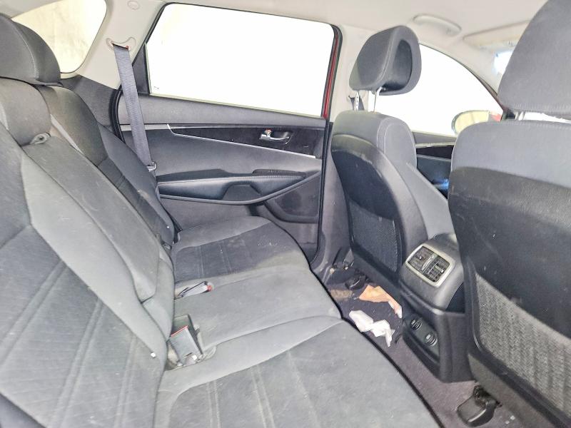 66966446 :رقم المزاد ، 5XYPGDA31GG129802 vin ، 2016 Kia Sorento مزاد بيع