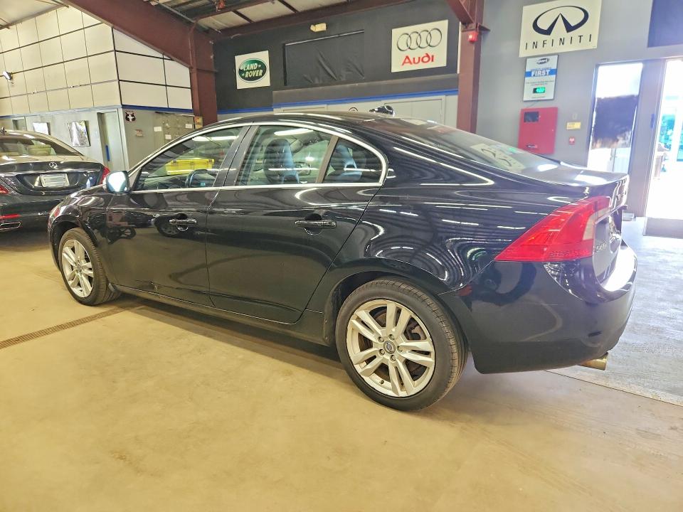 64448286 :رقم المزاد ، YV1612FH3D2171054 vin ، 2013 Volvo S60 مزاد بيع