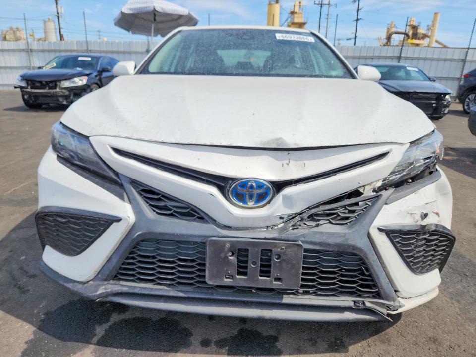 2023 Toyota Camry Hybrid მანქანა იყიდება აუქციონზე, vin: 4T1G31AK2PU601825, აუქციონის ნომერი: 66973866