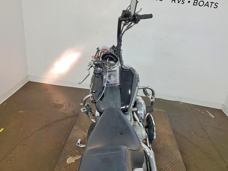 63526676 :رقم المزاد ، 1HD1BVB153Y024252 vin ، 2003 Harley-davidson Fxsti مزاد بيع