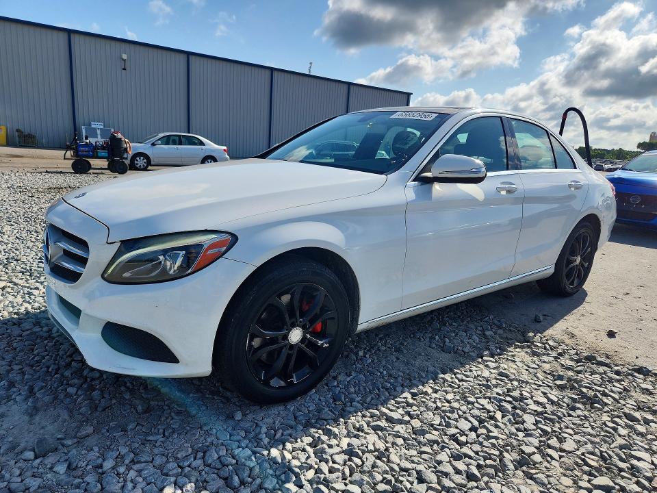 2015 Mercedes-benz C მანქანა იყიდება აუქციონზე, vin: 55SWF4KB1FU015226, აუქციონის ნომერი: 65652956
