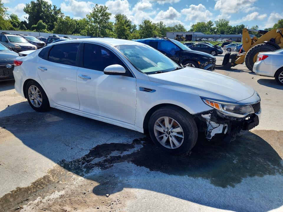 Продаж на аукціоні авто 2018 Kia Optima, vin: 5XXGT4L39JG209742, номер лоту: 64791626