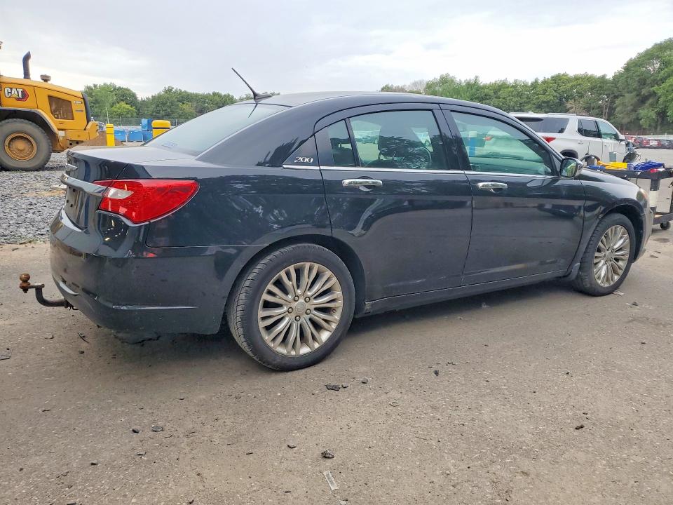 Auction sale of the 2012 Chrysler 200, vin: 1C3CCBCB2CN288869, lot number: 65803396