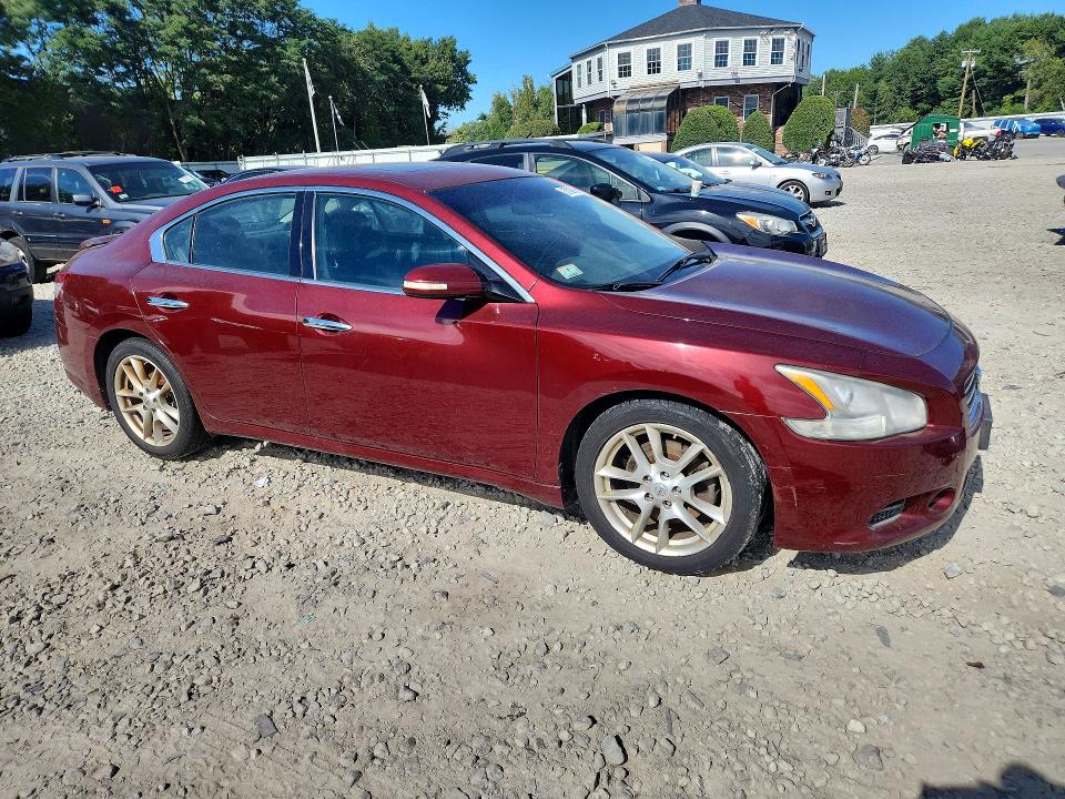 67000936 :رقم المزاد ، 1N4AA5AP0AC813080 vin ، 2010 Nissan Maxima مزاد بيع