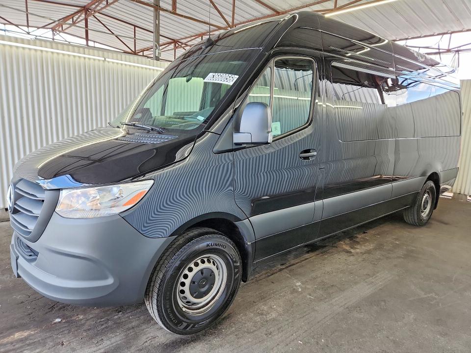 63660056 :رقم المزاد ، W1Z4KGHY0TT606570 vin ، 2026 Mercedes-benz Sprinter مزاد بيع