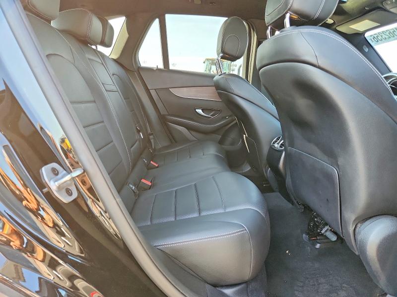 64562356 :رقم المزاد ، W1N0G8EB0NG056855 vin ، 2022 Mercedes-benz Glc مزاد بيع