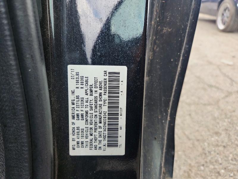 Продажа на аукционе авто 2017 Honda Accord, vin: 1HGCT1A32HA009342, номер лота: 63239926