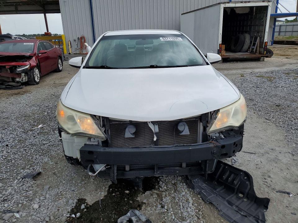 63711696 :رقم المزاد ، 4T1BF1FK7EU469247 vin ، 2014 Toyota Camry مزاد بيع
