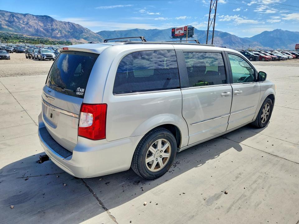 Продажа на аукционе авто 2011 Chrysler Town & Country, vin: 2A4RR5DGXBR779752, номер лота: 66137636