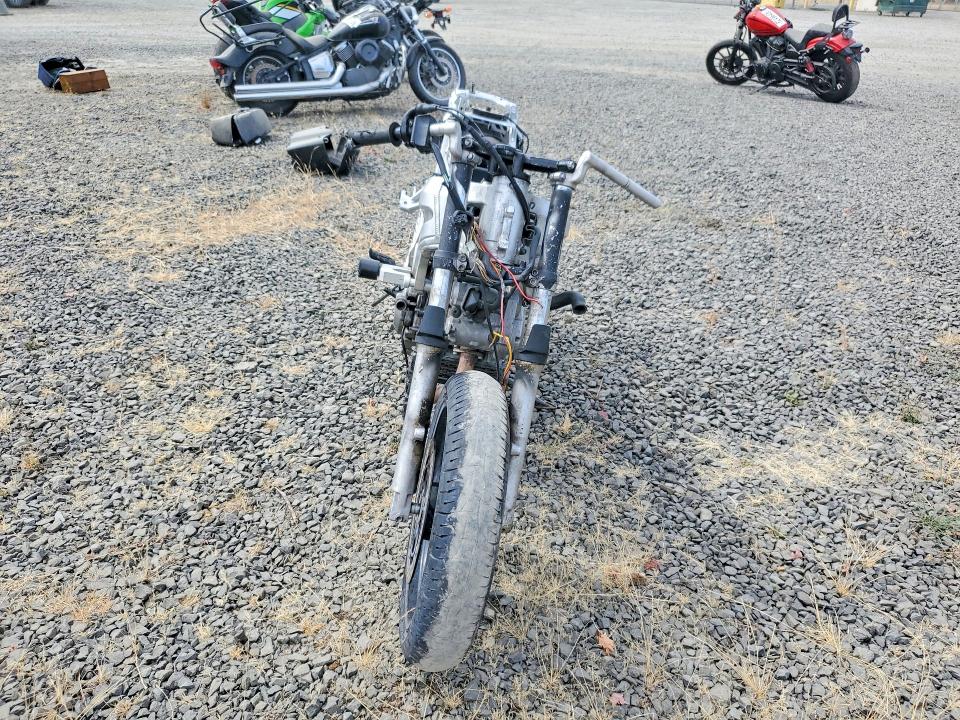 64577316 :رقم المزاد ، JS1VP53A842100452 vin ، 2004 Suzuki Sv650 مزاد بيع