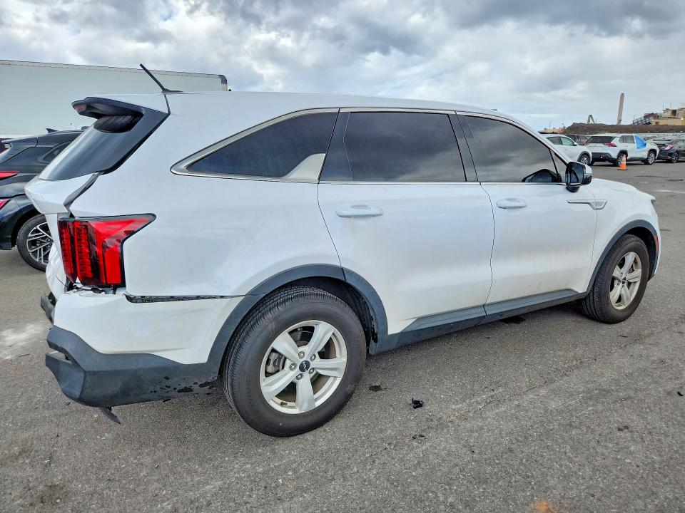 Продажа на аукционе авто 2023 Kia Sorento, vin: 5XYRG4LC9PG203540, номер лота: 64651056