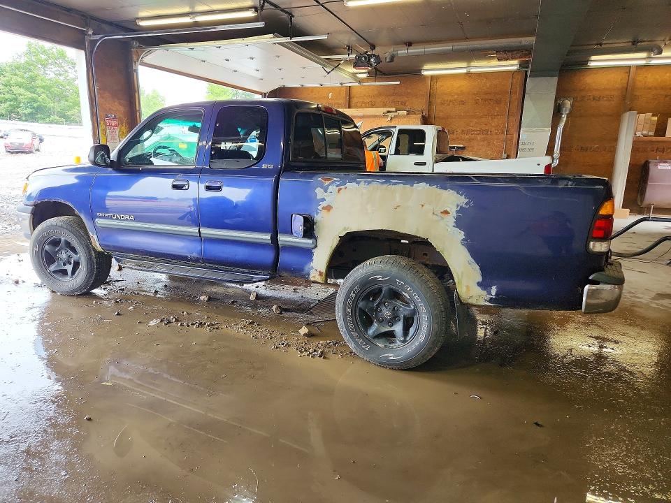 Продажа на аукционе авто 2000 Toyota Tundra, vin: 5TBBT4413YS002384, номер лота: 64788476