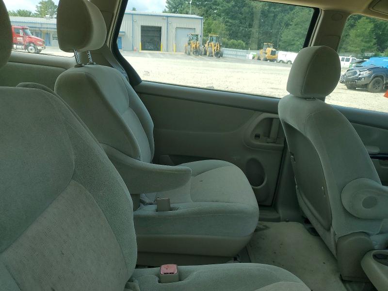 2005 Toyota Sienna მანქანა იყიდება აუქციონზე, vin: 5TDZA23C45S306841, აუქციონის ნომერი: 64843206