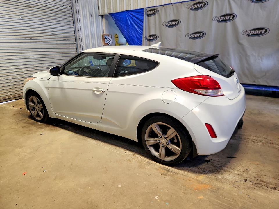 2013 Hyundai Veloster მანქანა იყიდება აუქციონზე, vin: KMHTC6AD5DU102994, აუქციონის ნომერი: 65582536