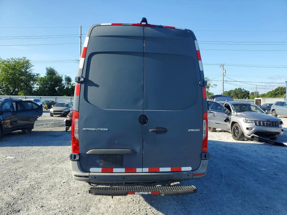 Auction sale of the 2019 Mercedes-benz Sprinter, vin: WD4PF1CD7KP134280, lot number: 64897076