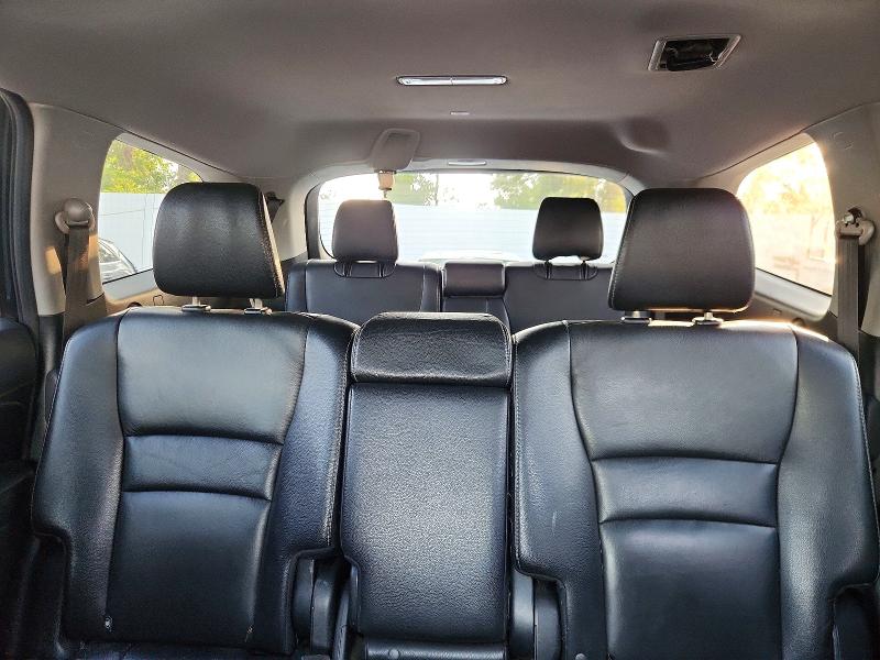 Продажа на аукционе авто 2017 Honda Pilot, vin: 5FNYF6H58HB011748, номер лота: 64510546