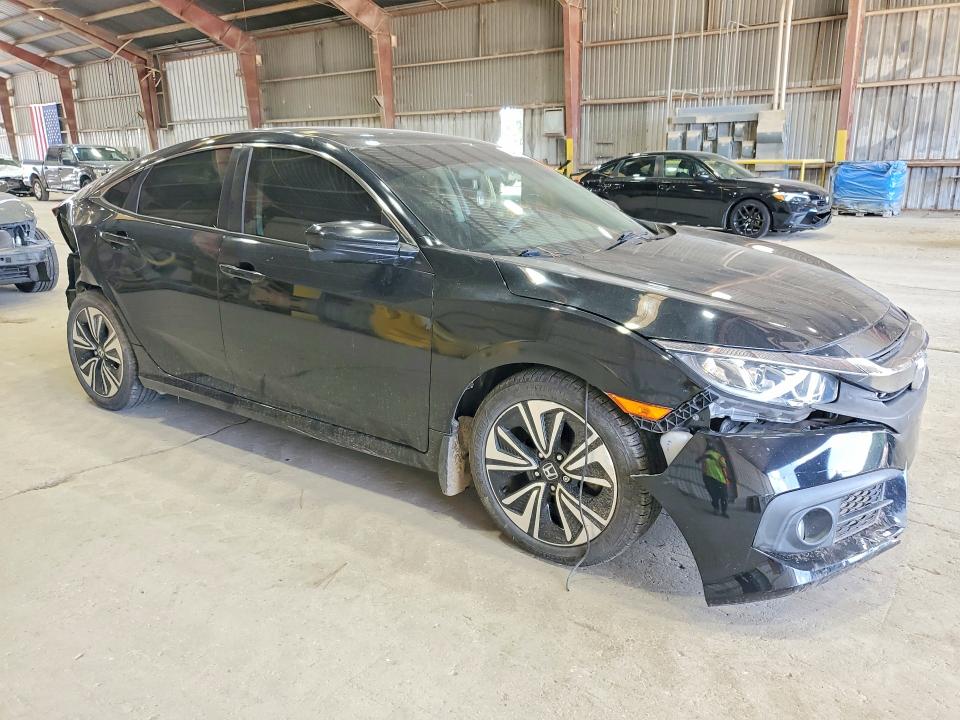 66480866 :رقم المزاد ، 19XFC1F35HE004377 vin ، 2017 Honda Civic مزاد بيع