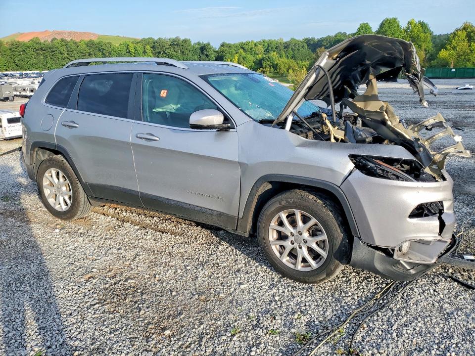 65452446 :رقم المزاد ، 1C4PJMCB2GW296520 vin ، 2016 Jeep Cherokee مزاد بيع