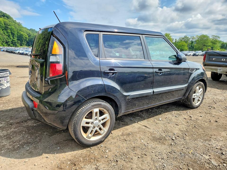 2011 Kia Soul მანქანა იყიდება აუქციონზე, vin: KNDJT2A25B7209428, აუქციონის ნომერი: 65469466