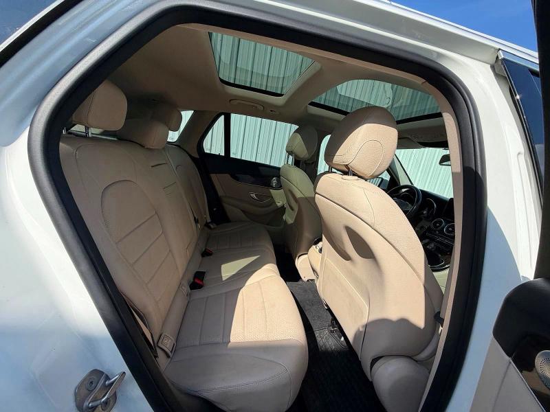 65961266 :رقم المزاد ، WDC0G4JB6GF088055 vin ، 2016 Mercedes-benz Glc مزاد بيع