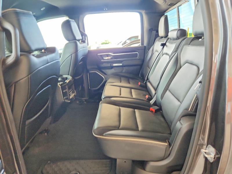 63994336 :رقم المزاد ، 1C6RREJT7MN833765 vin ، 2021 Ram 1500 مزاد بيع