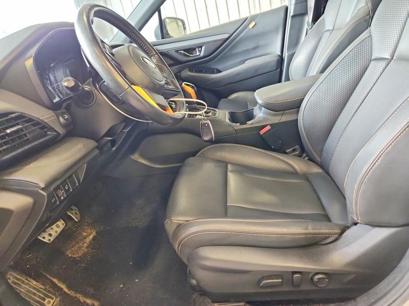 64095556 :رقم المزاد ، 4S4BTGUD4N3111240 vin ، 2022 Subaru Outback مزاد بيع