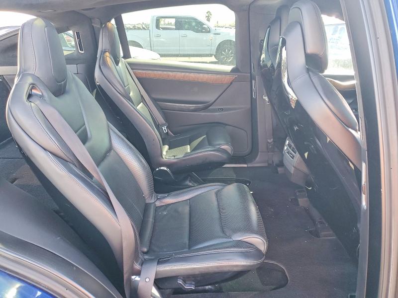65728546 :رقم المزاد ، 5YJXCBE27GF015649 vin ، 2016 Tesla Model X مزاد بيع