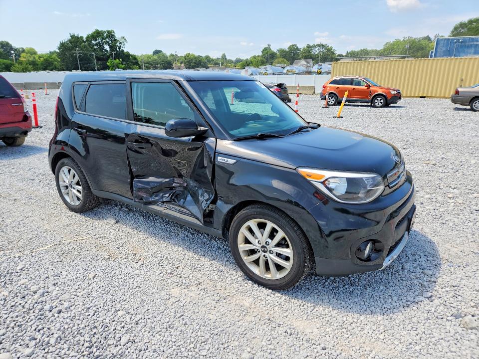 Продаж на аукціоні авто 2018 Kia Soul, vin: KNDJP3A56J7898432, номер лоту: 63616476