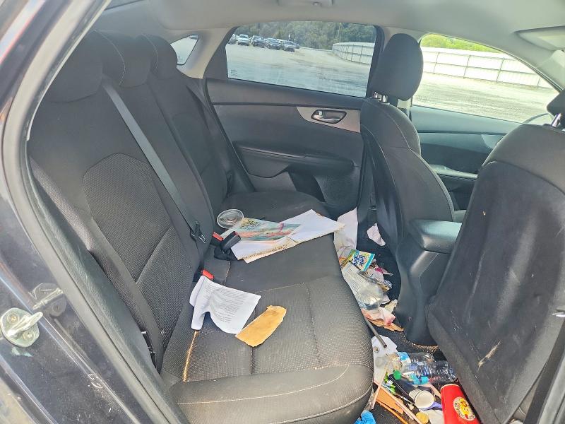 63698366 :رقم المزاد ، 3KPF24ADXKE129371 vin ، 2019 Kia Forte مزاد بيع