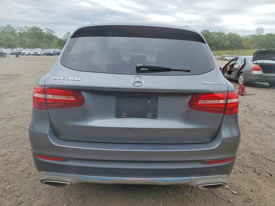 63818376 :رقم المزاد ، WDC0G4KB7HF127641 vin ، 2017 Mercedes-benz Glc مزاد بيع