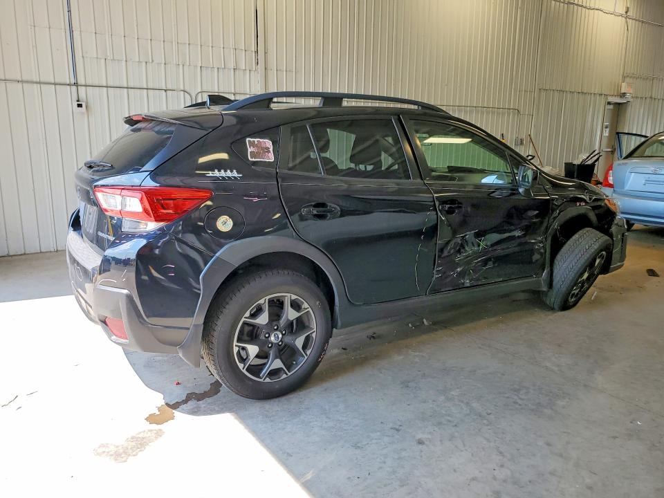 64398786 :رقم المزاد ، JF2GTADC5J8214616 vin ، 2018 Subaru Crosstrek مزاد بيع