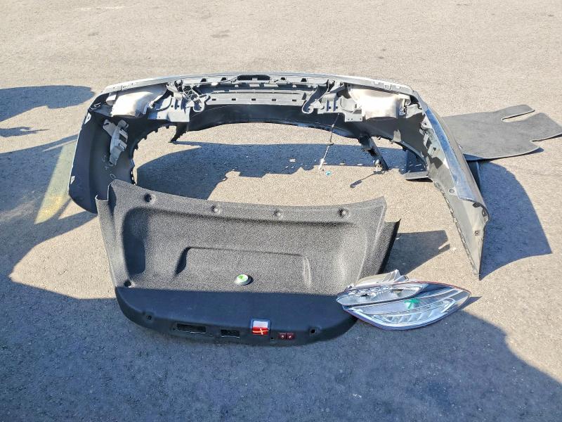 2018 Mercedes-benz C მანქანა იყიდება აუქციონზე, vin: 55SWF4KB7JU236256, აუქციონის ნომერი: 64757566