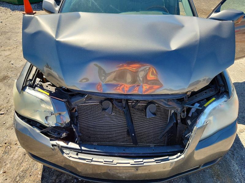 2006 Toyota Avalon მანქანა იყიდება აუქციონზე, vin: 4T1BK36B76U106214, აუქციონის ნომერი: 63687846