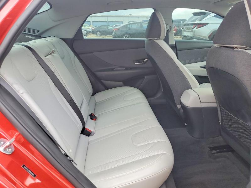 64124806 :رقم المزاد ، 5NPLP4AG9MH036175 vin ، 2021 Hyundai Elantra مزاد بيع