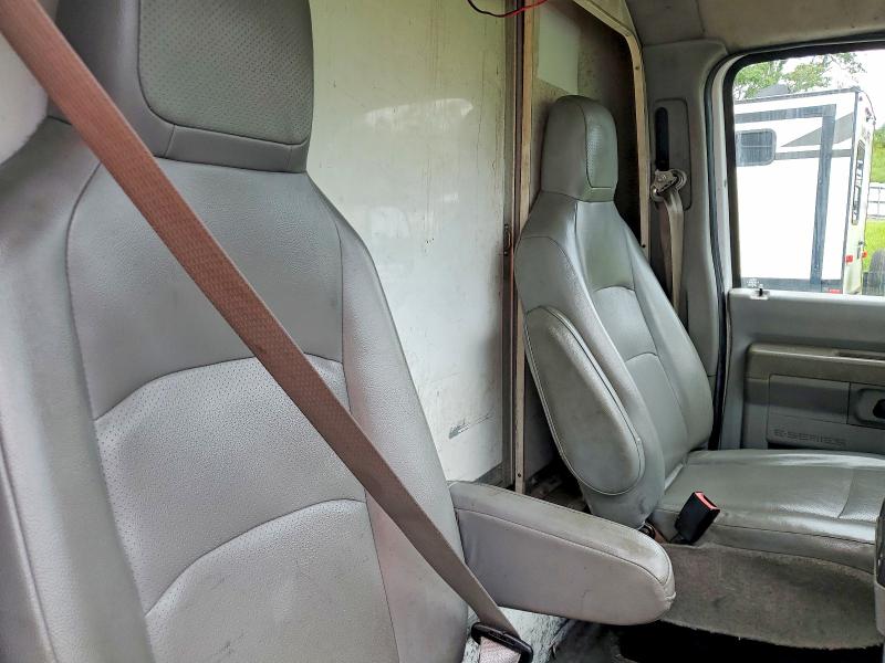 62546496 :رقم المزاد ، 1FDWE3FL4FDA37273 vin ، 2015 Ford E350 مزاد بيع