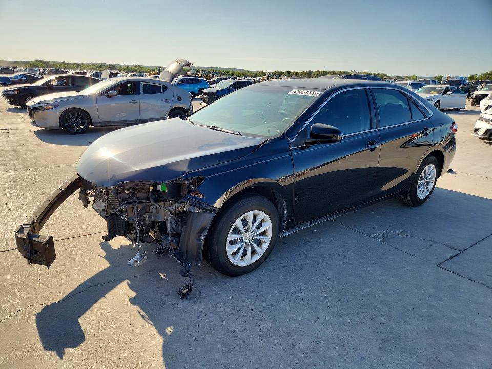 2016 Toyota Camry მანქანა იყიდება აუქციონზე, vin: 4T4BF1FK7GR517497, აუქციონის ნომერი: 64451526