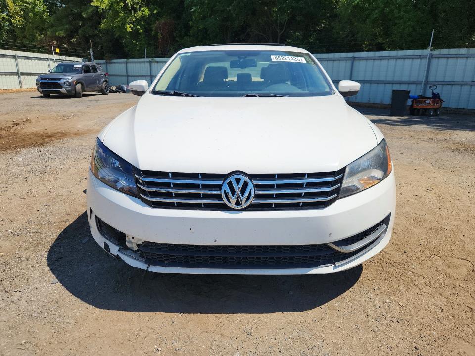 2013 Volkswagen Passat მანქანა იყიდება აუქციონზე, vin: 1VWBP7A38DC100385, აუქციონის ნომერი: 66221426