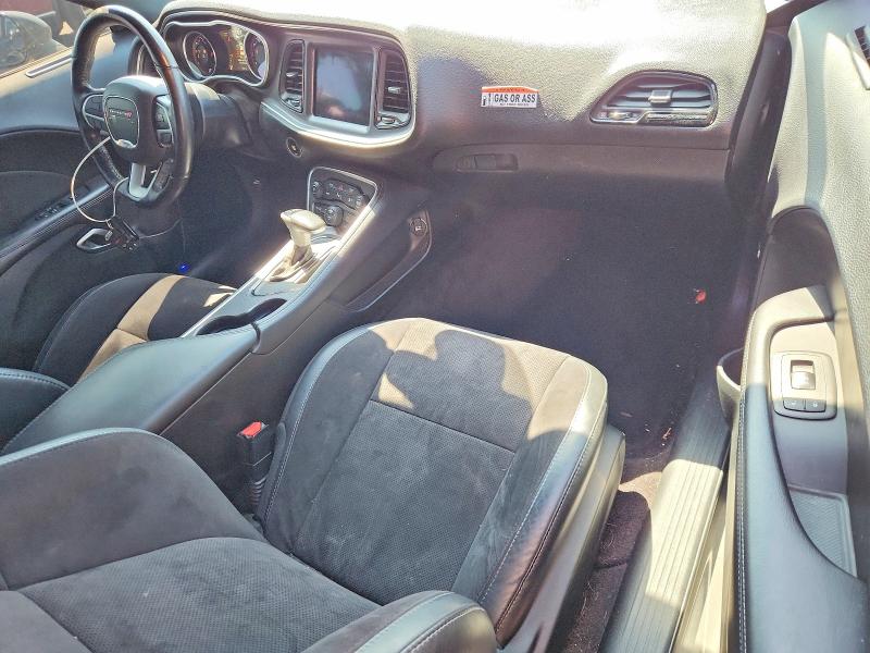 66513586 :رقم المزاد ، 2C3CDZBT8JH282354 vin ، 2018 Dodge Challenger مزاد بيع